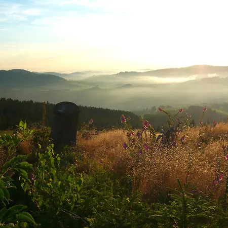 Landfein Big Nyaraló